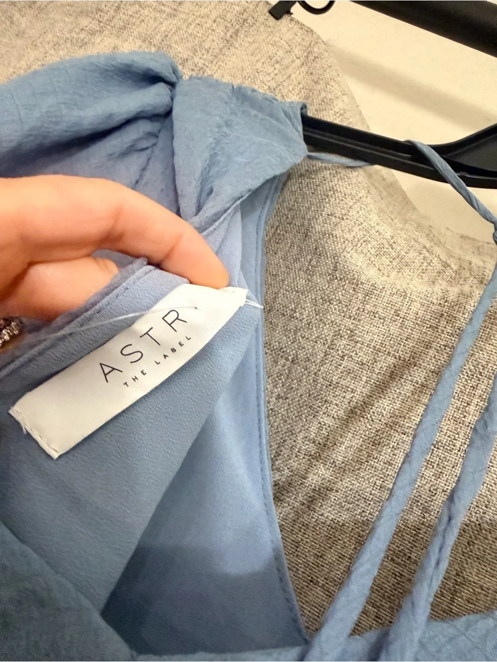 Astr Puff Sleeve V-Neck Crop Top in Light Blue